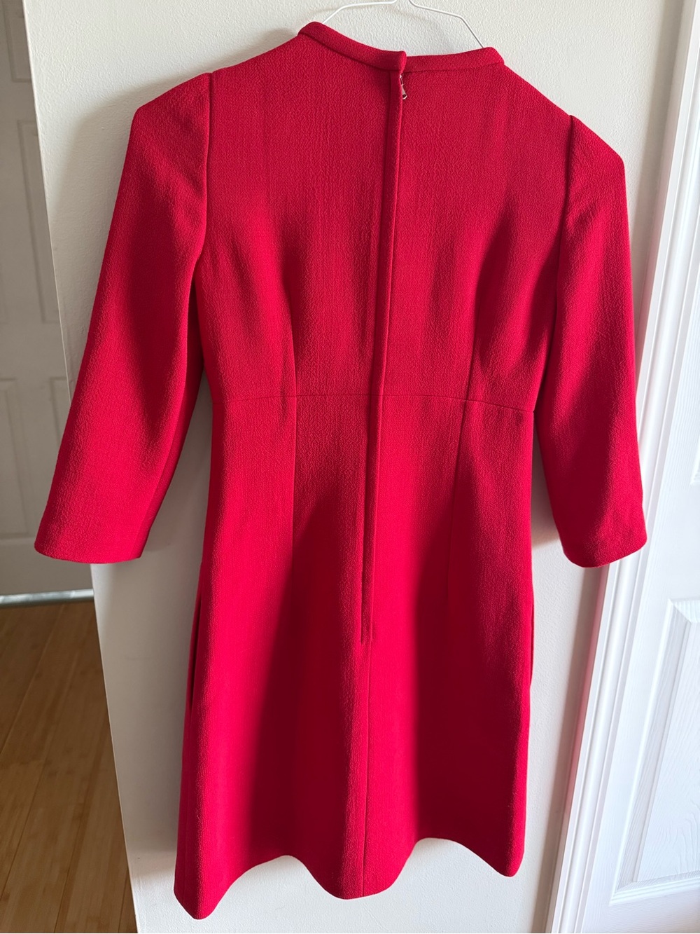 DOLCE & GABBANA Crimson Red Wool Crepe Rose Button Dress 36 - Picture 5 of 5